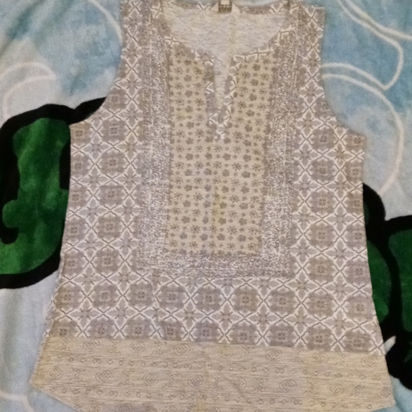 Lucky Brand Top - Picture 2 of 4